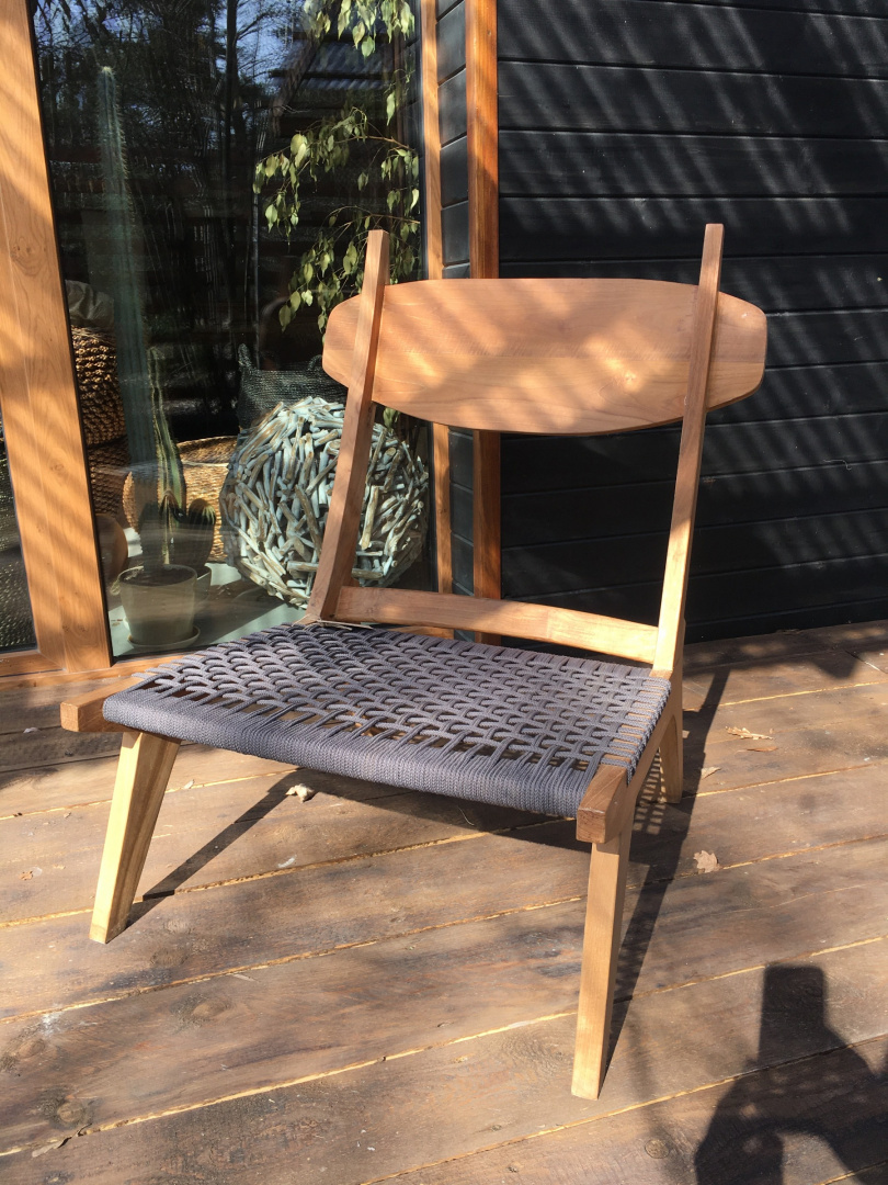 Fotel z drewna tekowego