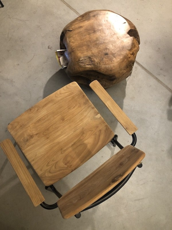 Krzesło z drewna tekowego, rama stalowa