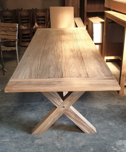 Stół z drewna tekowego 300x101x79